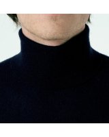 Pull col roulé Noir en cachemire Homme