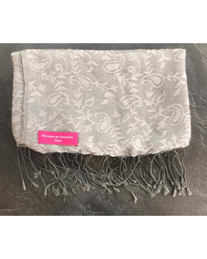 Pashmina en eau de soie Gris brodé
